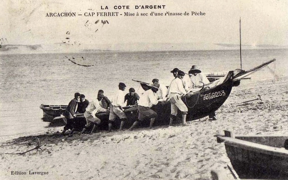 Pinasse à rames
