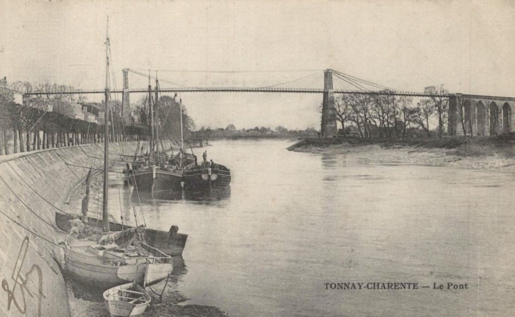 Pont suspendu de Tonnay-Charente